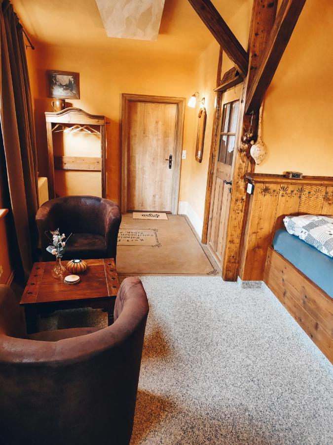 Vintage Ferienwohnung Viktoria Bad Klosterlausnitz Esterno foto